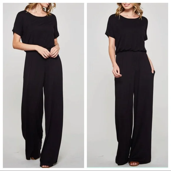 Black KNIT wide leg  Romper/Jumpsuit with POCKETS! - Picture 3 of 4